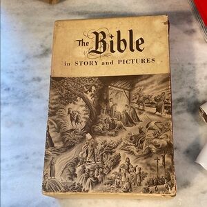 Vintage Illustrated Bible Book